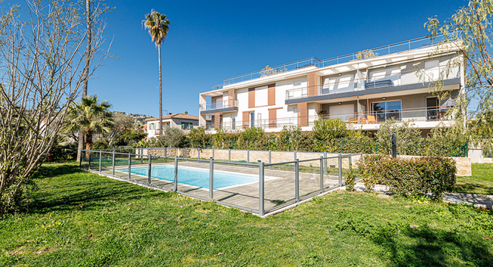 Immobilier Golfe Juan, Antibes, vente appartement, 3 pièces, terrasse, piscine, neuf